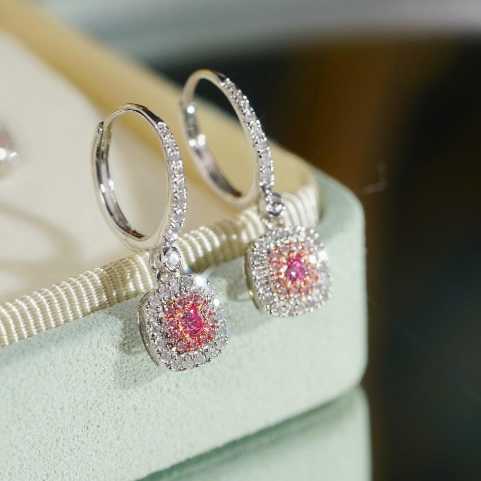 14k Gold 0.60 Ct Natural Color Diamond Earrings: Ref:231152424 // gold content:14k gold // main gemstone:diamond // shape:multiple // carat weight:0. 60ct // clarity grade:vs-si // color:color // treatment:natural // Condition: New High Estimate: