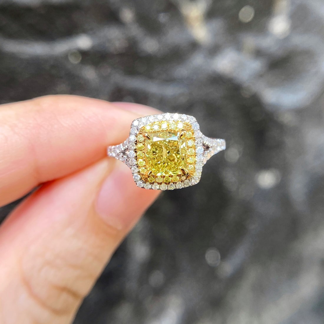 14k Gold 1.53 Ctw Natural Yellow Diamond & Diamond Ring - 2