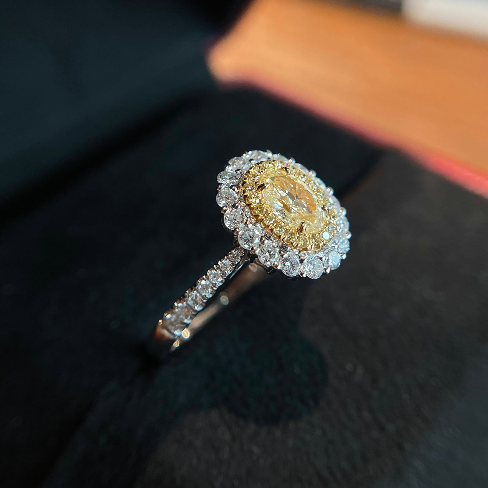 14k Gold 1.05 Ctw Natural Yellow Diamond & Diamond Ring - 2