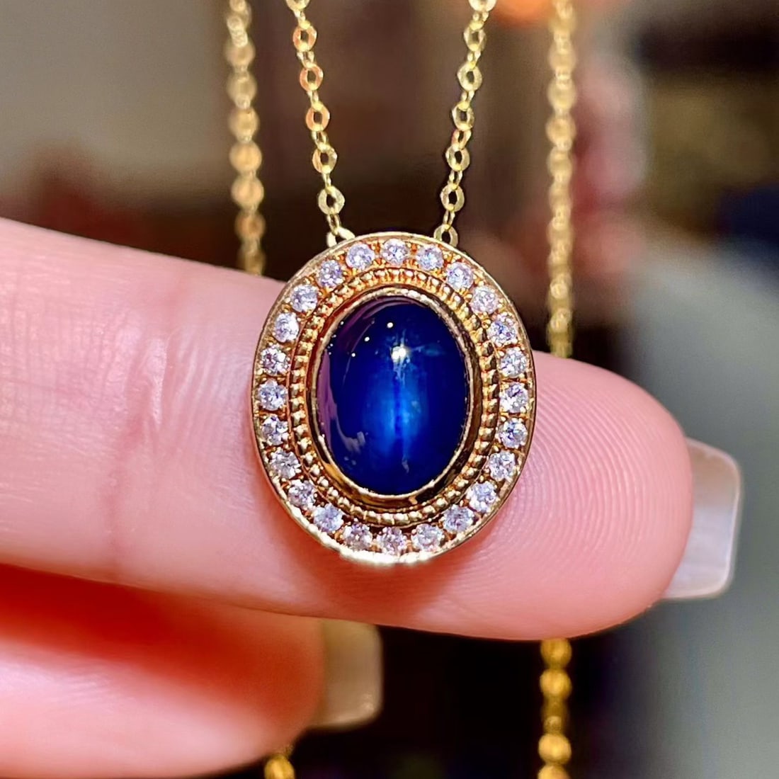 14k Gold 2.20 Ctw Natural Sapphire & Diamond Pendant( Without Chain ): Ref:231152433 // gold content:14k gold // main gemstone:sapphire // shape:oval // carat weight:2. 00ct // color:blue // treatment:natural // // adjacent gemstone 2 : diamond // shape:round // carat