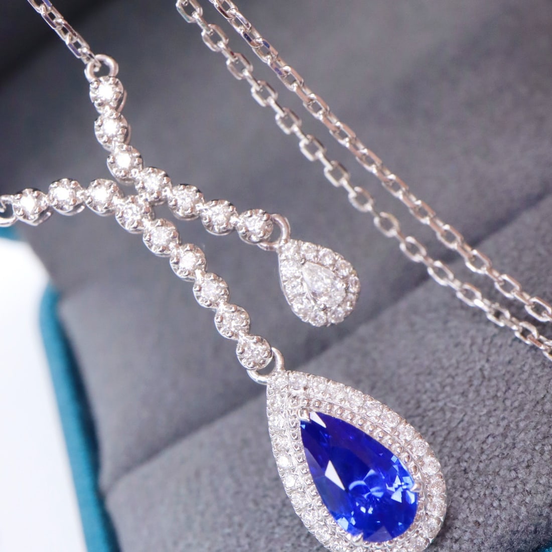 14k Gold 1.49 Ctw Natural Sapphire & Diamond Necklace - 2
