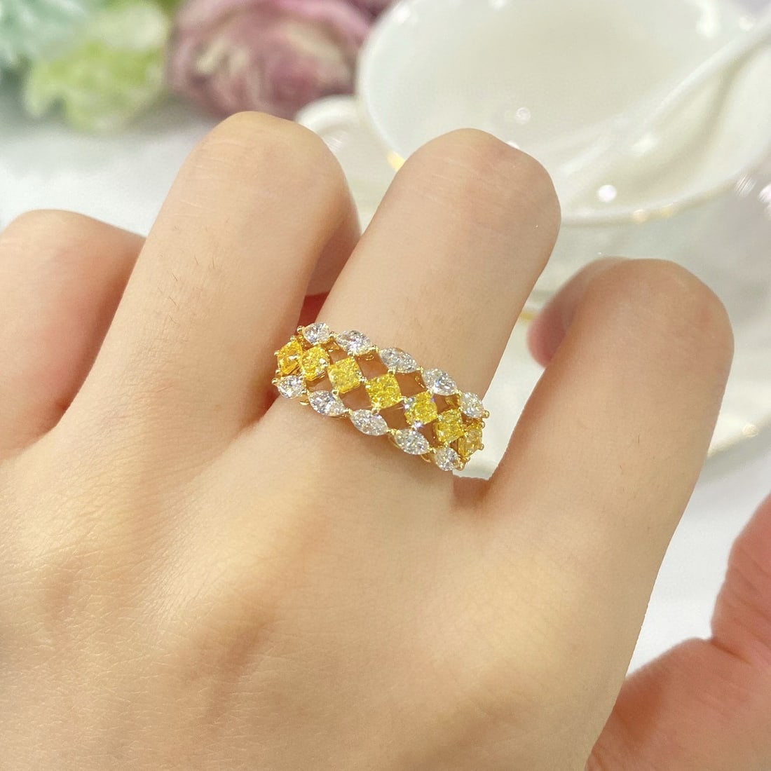 14k Gold 1.0 Ct Natural Yellow Diamond & Diamond Ring - 5