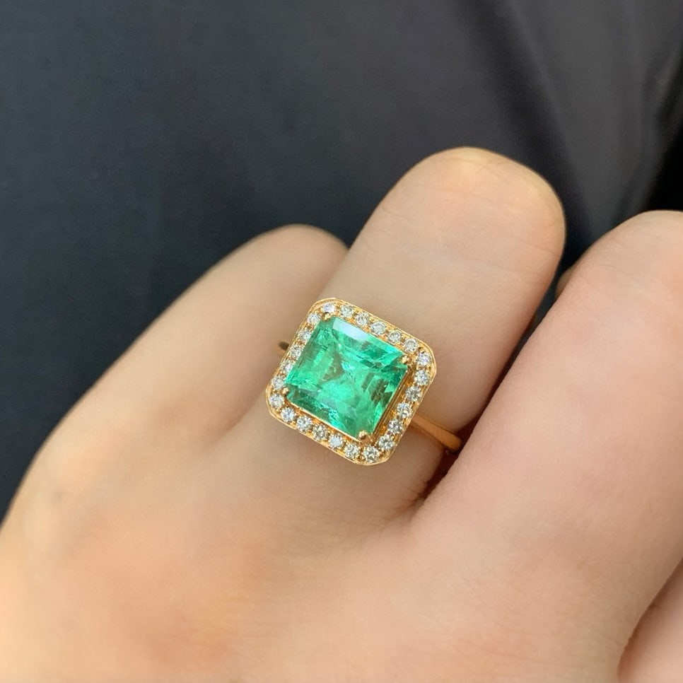 14k Gold 2.78 Ctw Natural Emerald & Diamond Ring - 2
