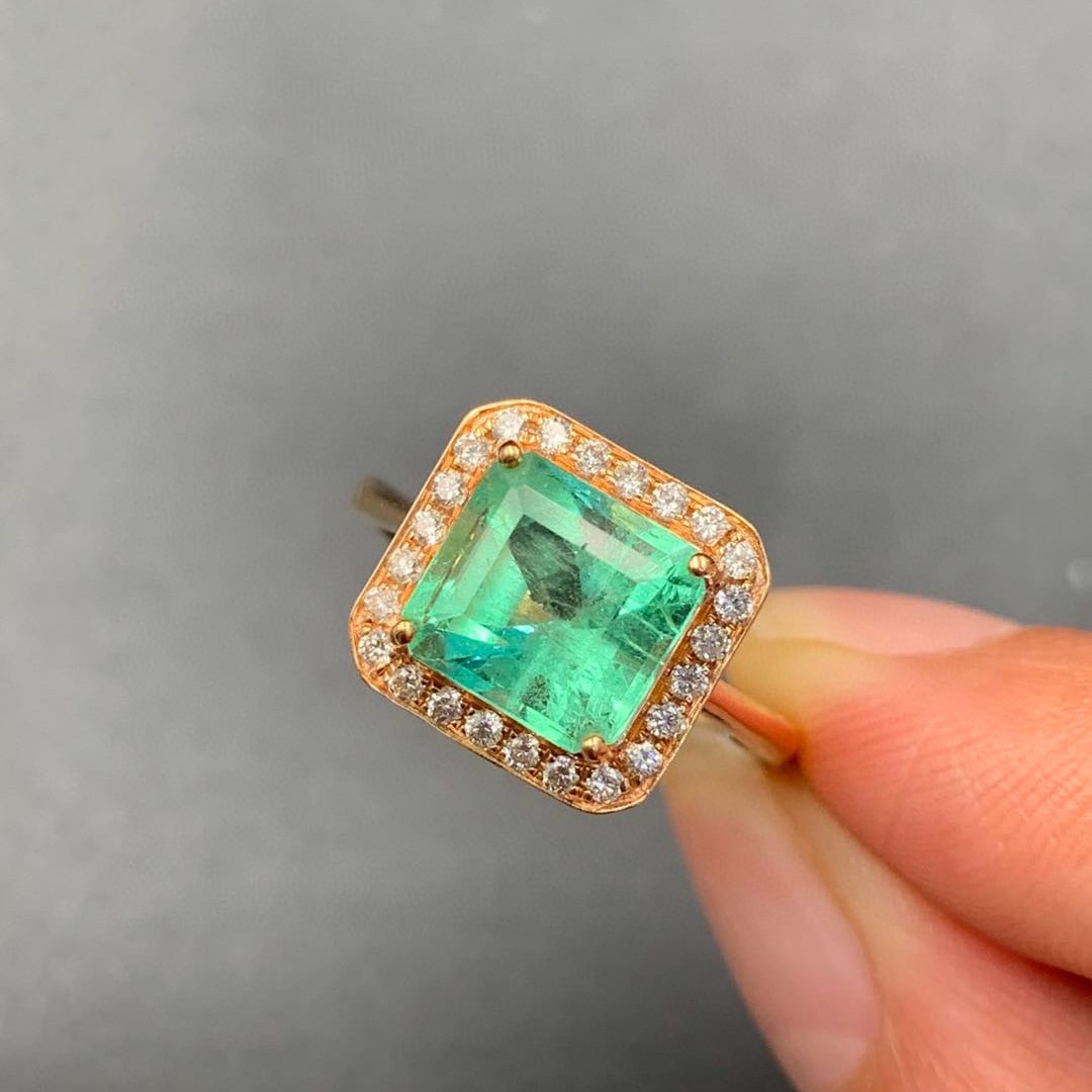 14k Gold 2.78 Ctw Natural Emerald & Diamond Ring - 3