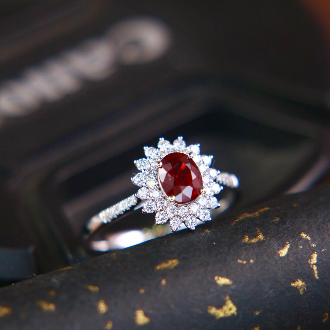 14k Gold 1.30 Ctw Natural Ruby & Diamond Ring - 4