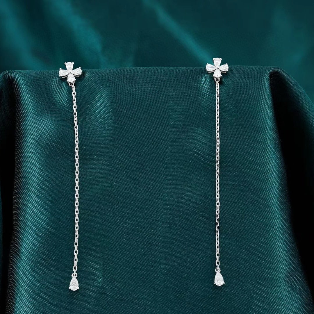 14k Gold 0.38 Ct Natural H Diamond Earrings: Ref:230989022 // gold content:14k gold // main gemstone:diamond // shape:pear // carat weight:0. 38ct // clarity grade:vs-si // color:h // treatment:natural // cut grade:g // Condition: New High