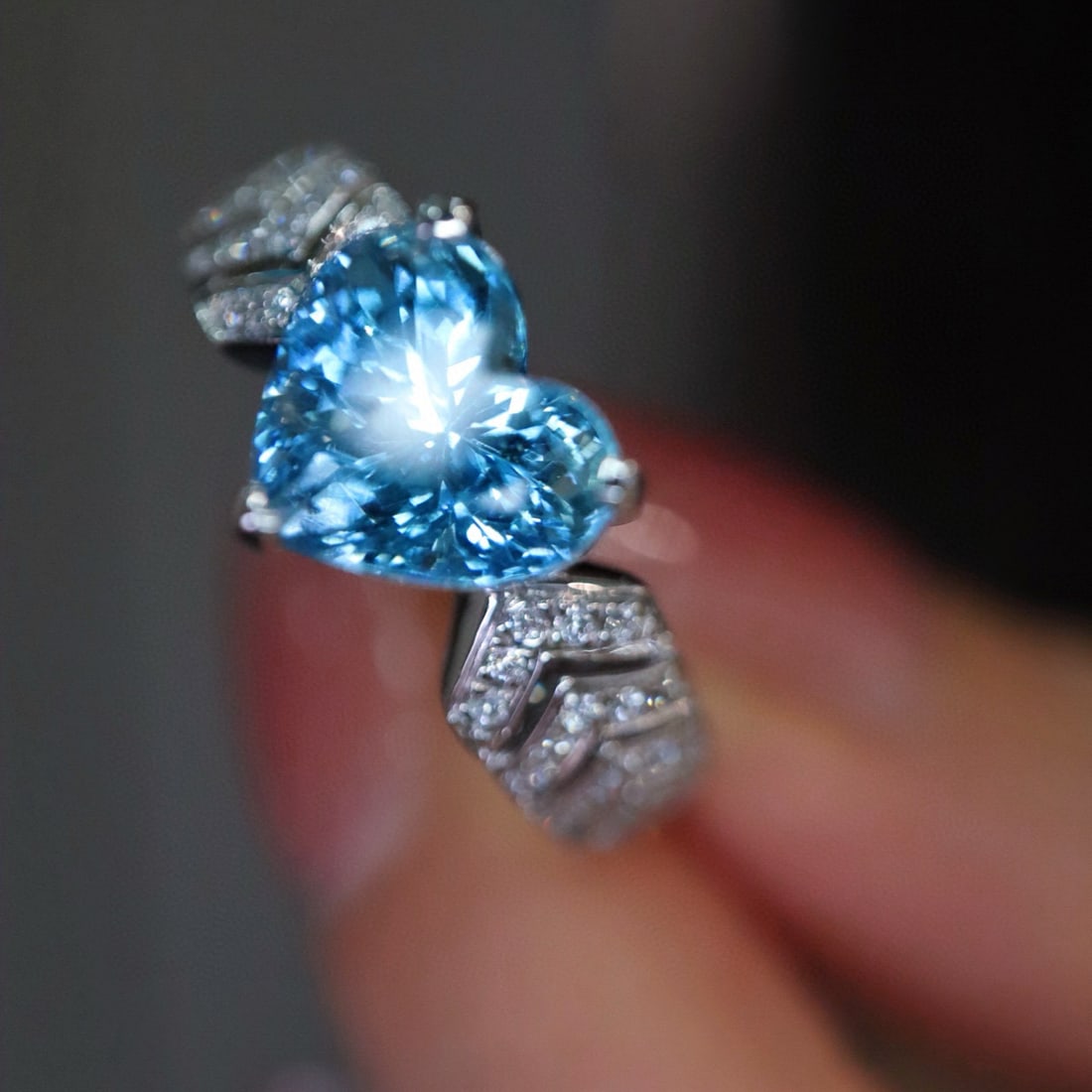 14k Gold 1.93 Ctw Natural Aquamarine & Diamond Ring - 2