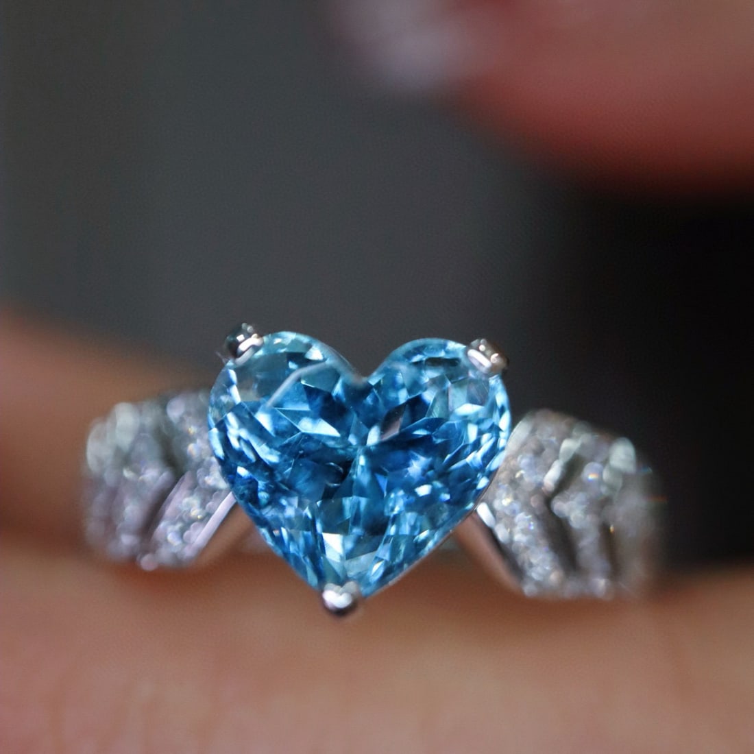 14k Gold 1.93 Ctw Natural Aquamarine & Diamond Ring - 4
