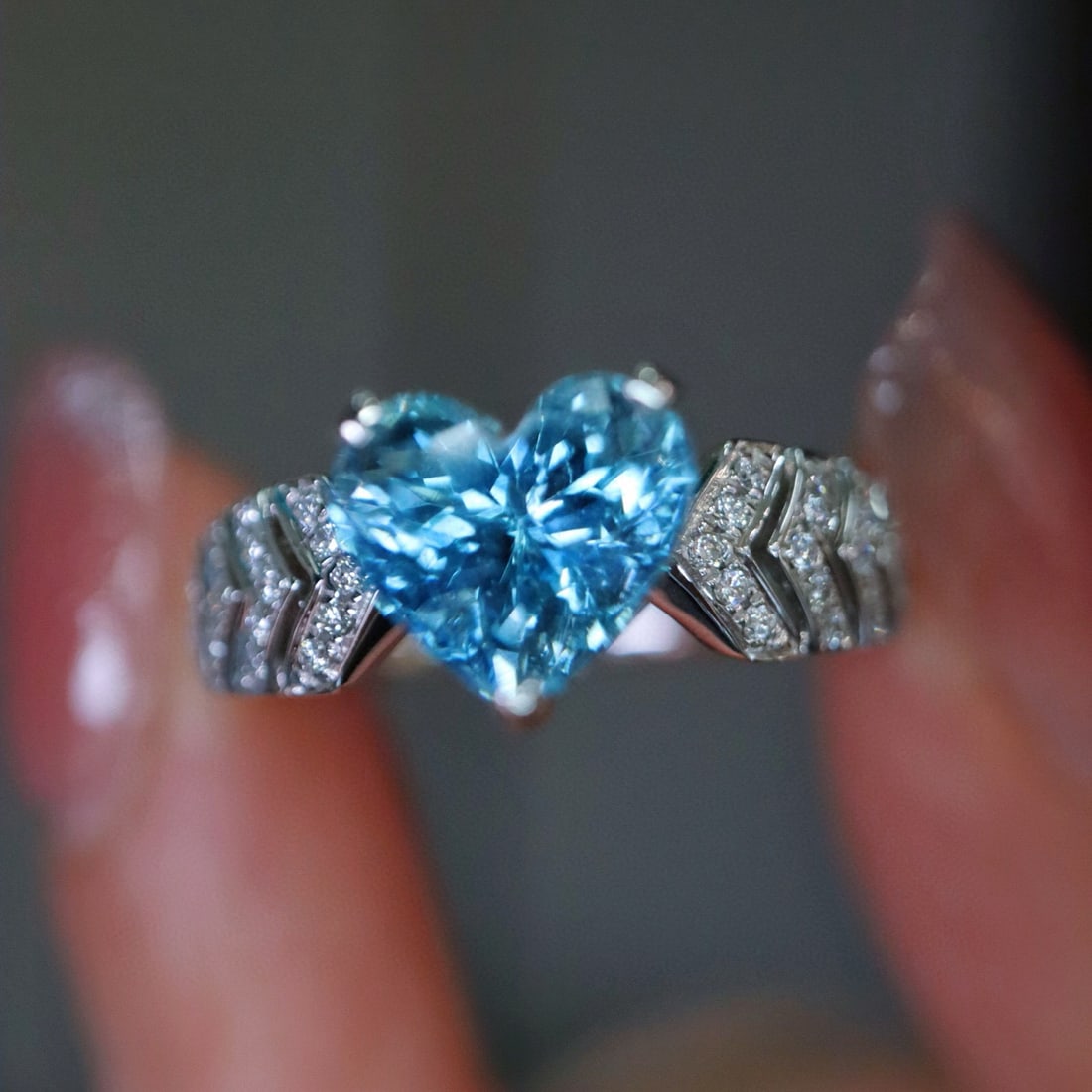 14k Gold 1.93 Ctw Natural Aquamarine & Diamond Ring - 5