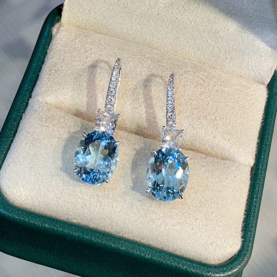14k Gold 6.60 Ctw Natural Aquamarine & Diamond Earrings - 3