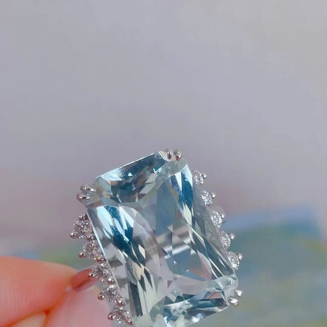 14k Gold 11 Ct Natural Aquamarine & Diamond Ring - 5