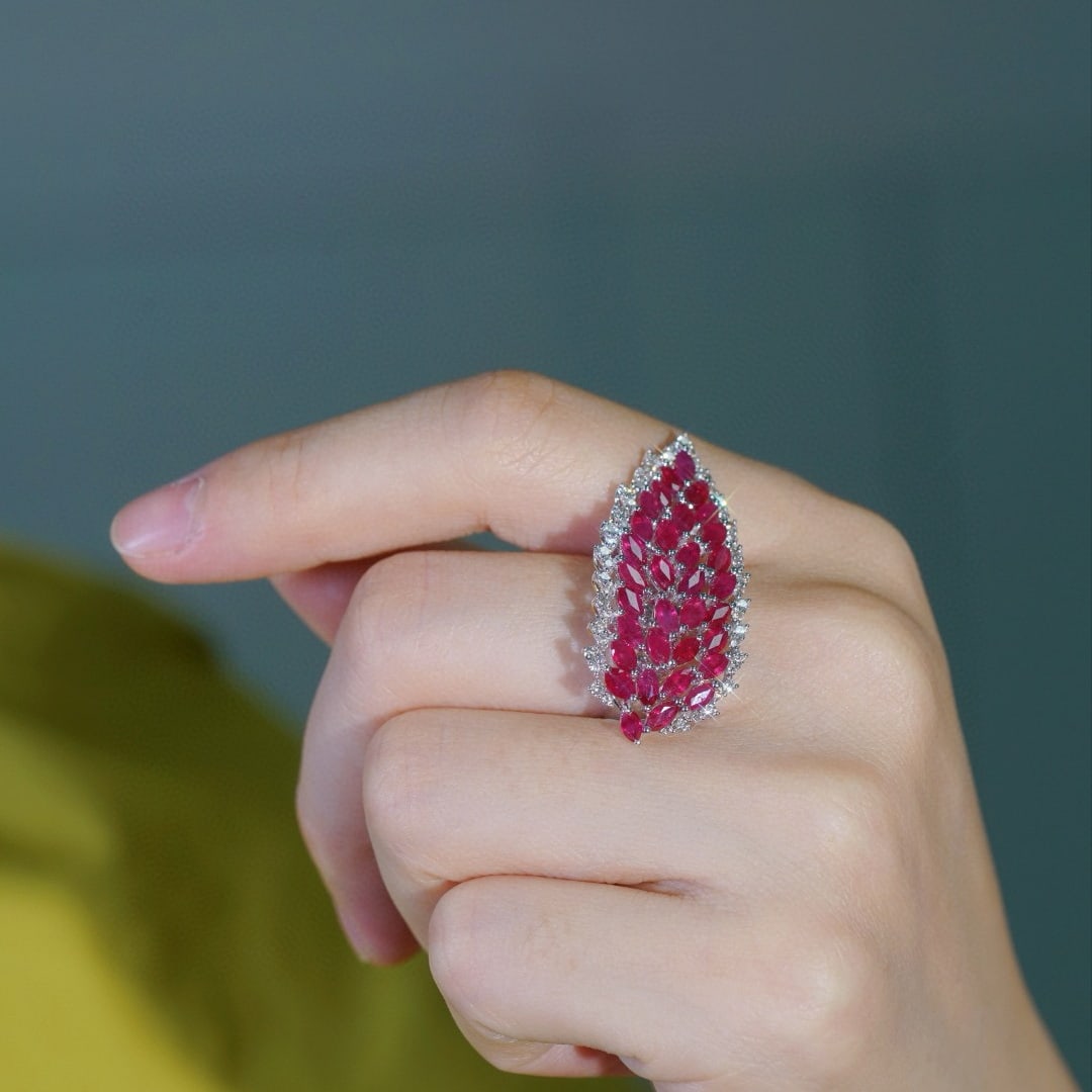 14k Gold 5.05 Ctw Natural Ruby & Diamond Ring - 4