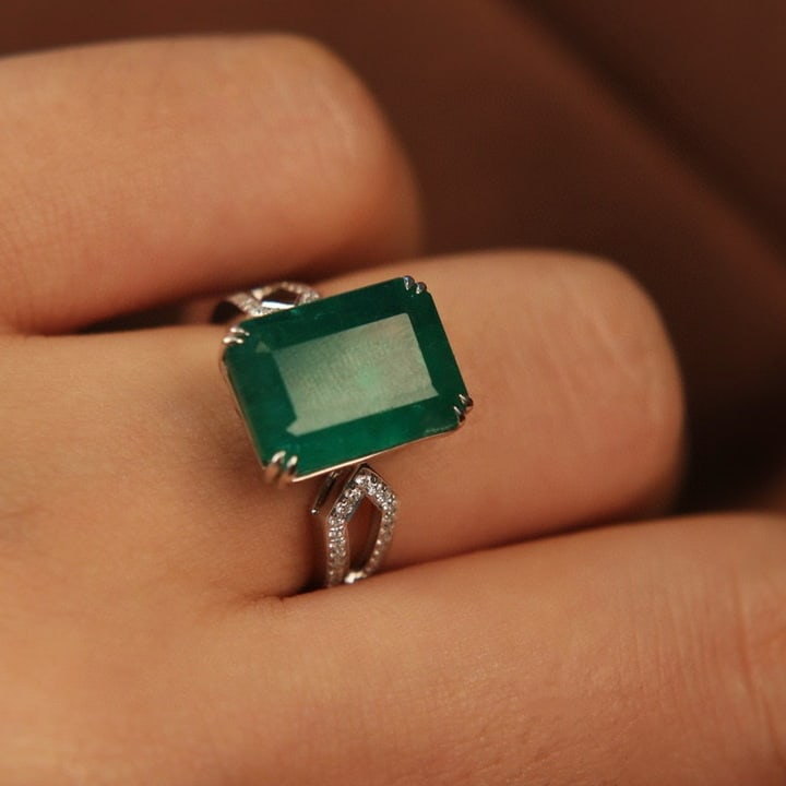 14k Gold 9.55 Ctw Natural Emerald & Diamond Ring - 7