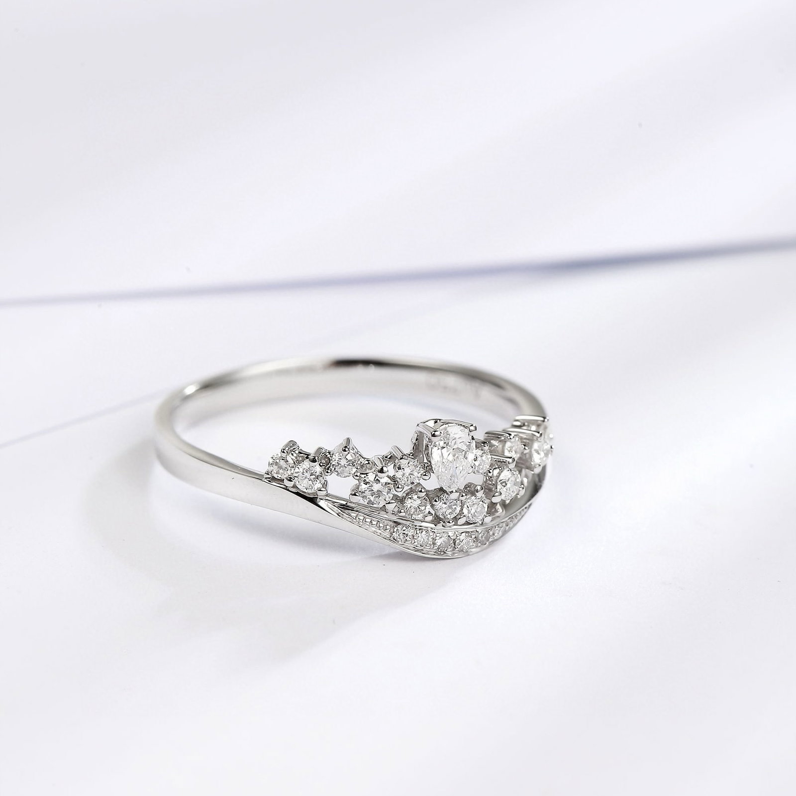 14k Gold 0.24 Ctw Natural H Diamond Ring - 2