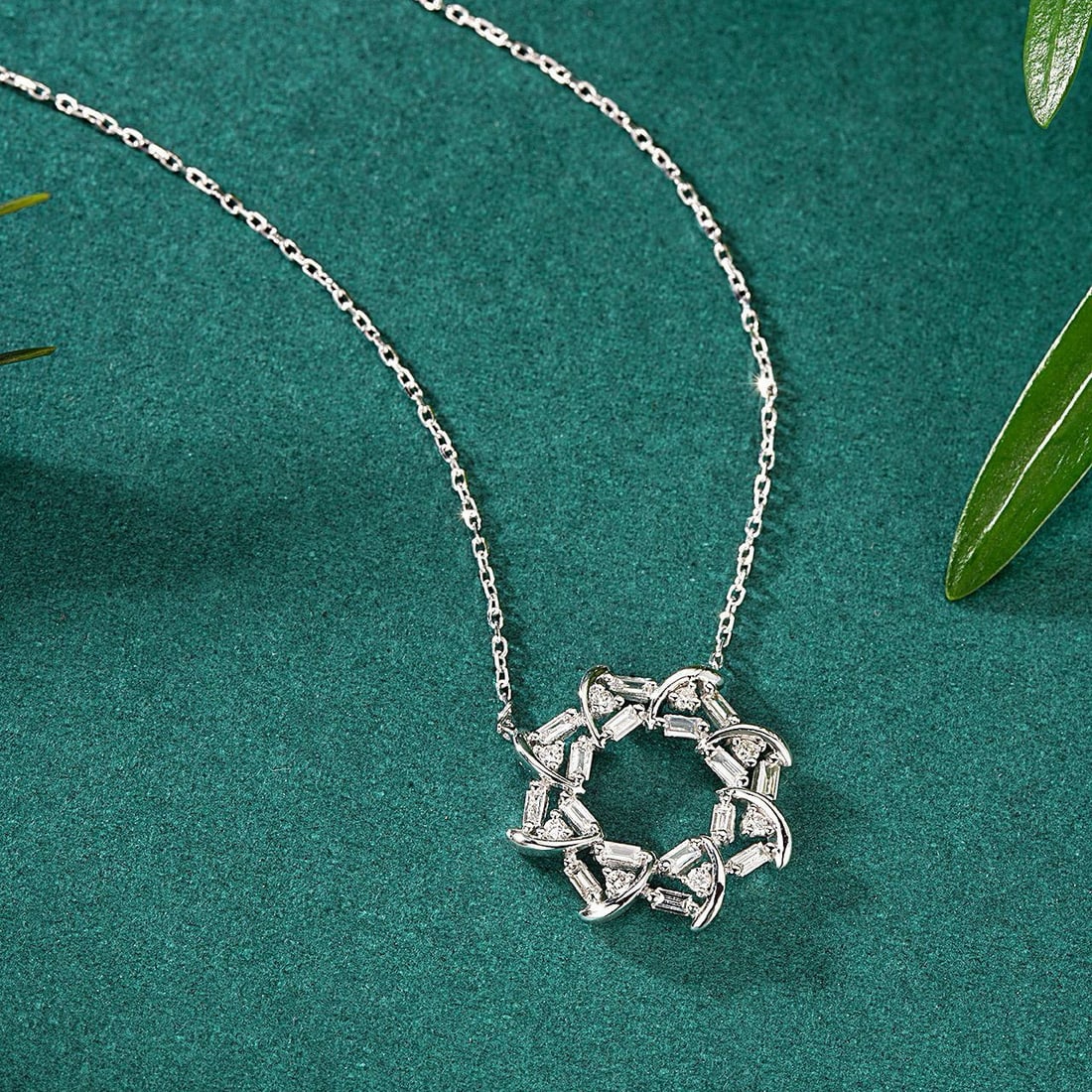 14k Gold 0.35 Ctw Natural H Diamond Pendant( Without Chain ) - 3