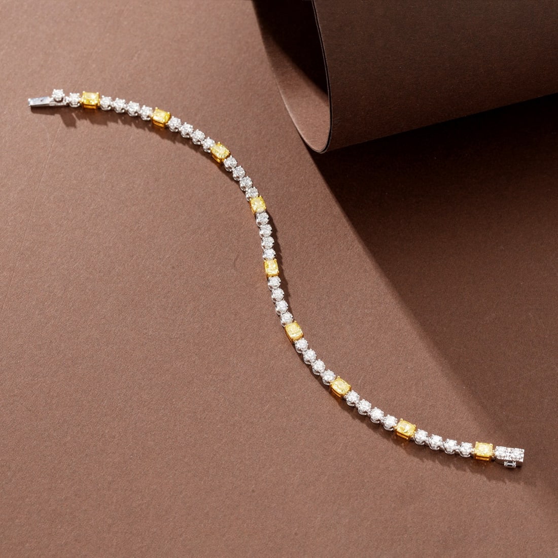 14k Gold 3.86 Ctw Natural H Diamond Bracelet - 3