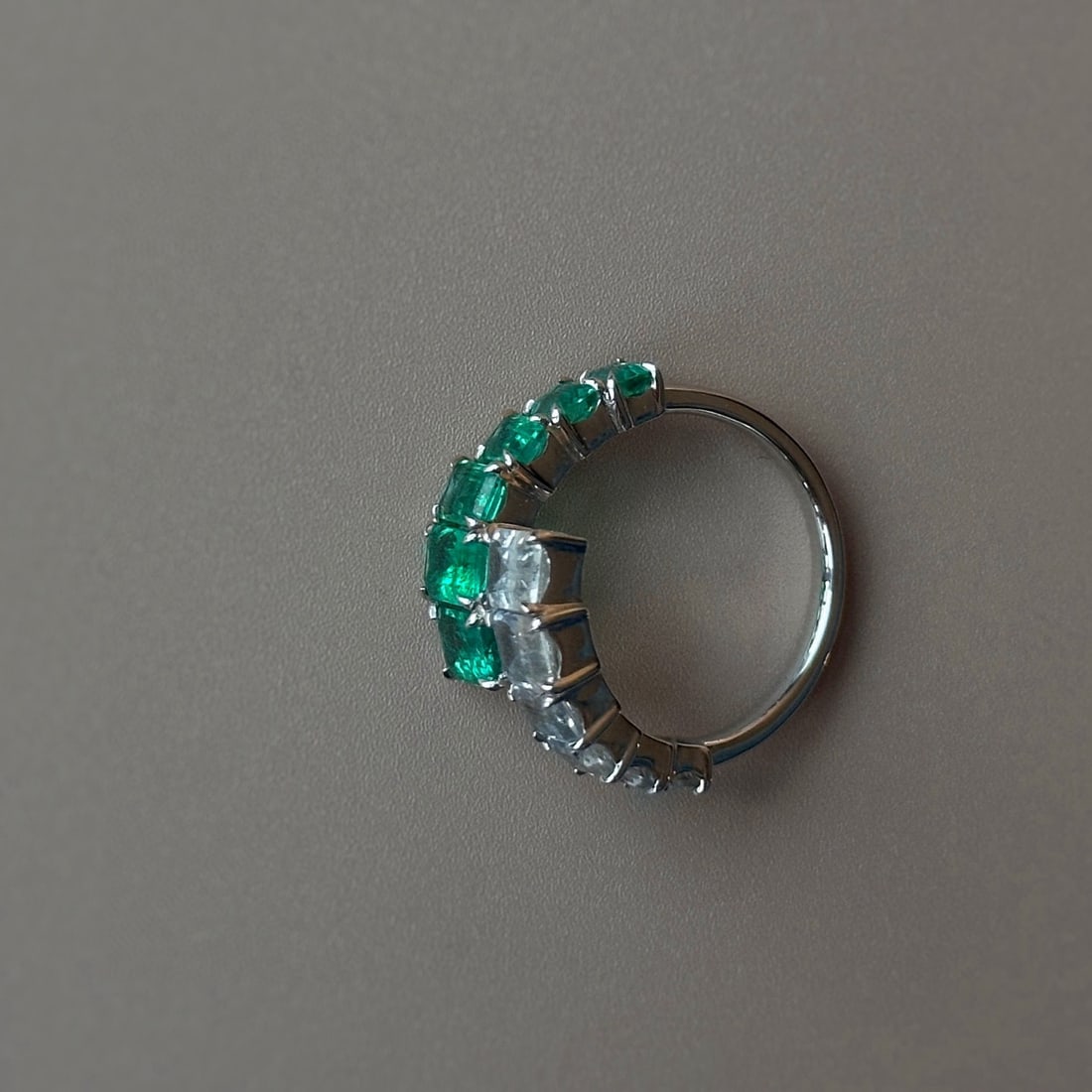 14k Gold 3.17 Ctw Natural Emerald & Sapphire Ring - 6