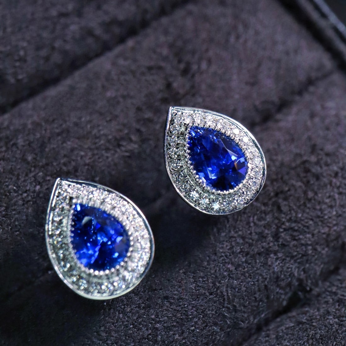 14k Gold 2.25 Ctw Natural Sapphire & Diamond Earrings - 2