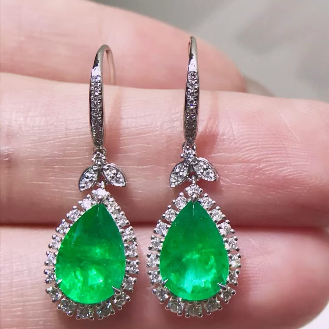 14k Gold 3.92 Ctw Natural Emerald & Diamond Earrings - 2