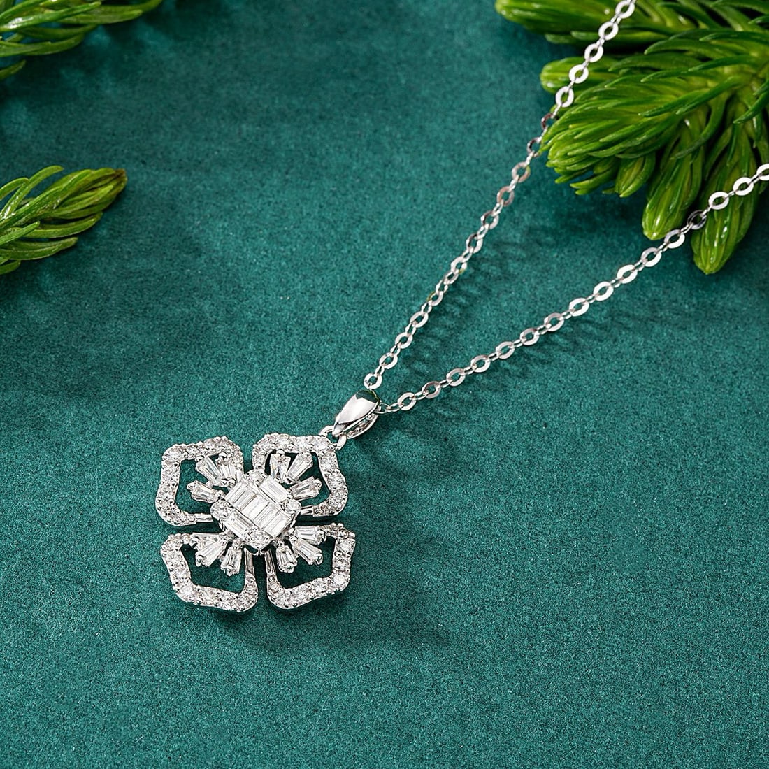 14k Gold 0.61 Ctw Natural H Diamond Pendant( Without Chain ) - 2