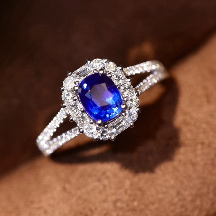 14k Gold 1.72 Ctw Natural Sapphire & Diamond Ring: Ref:230989108 // gold content:14k gold // ring size:7. 25us // // main gemstone:sapphire // shape:oval // carat weight:1. 11ct // color:blue // treatment:natural // cut grade:g // // adjacent