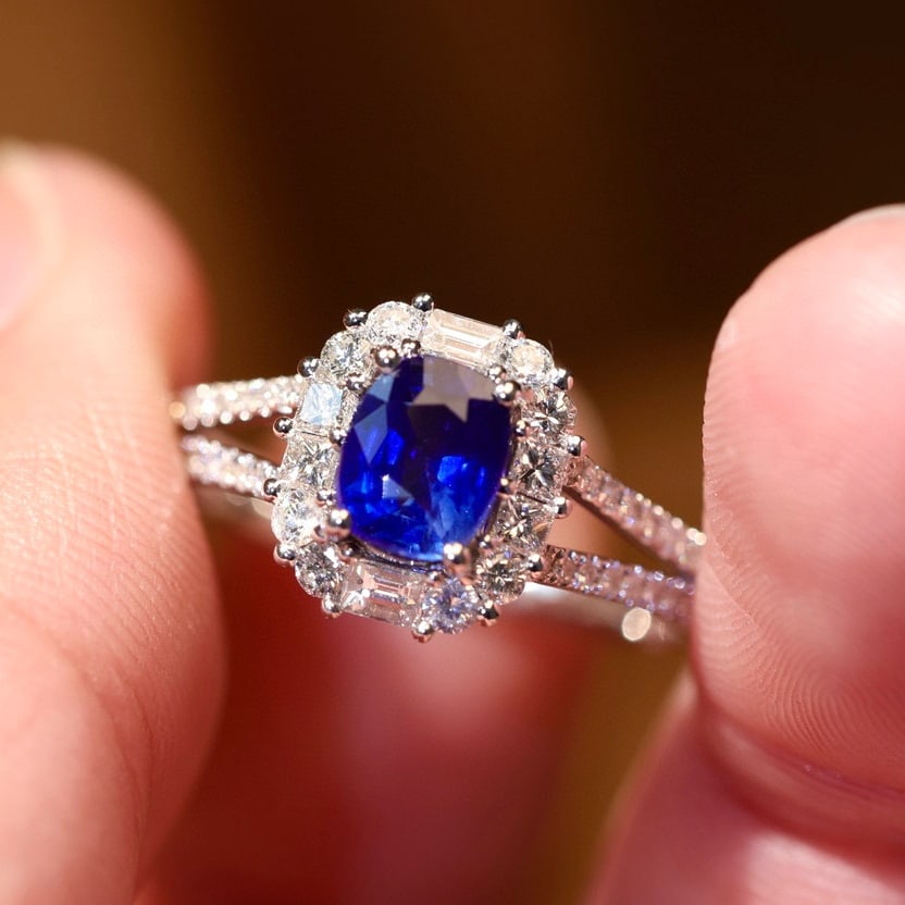 14k Gold 1.72 Ctw Natural Sapphire & Diamond Ring - 3