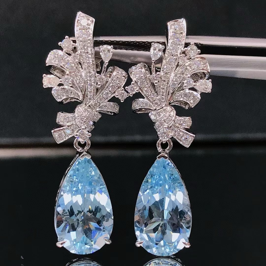 14k Gold 7.80 Ctw Natural Aquamarine & Diamond Earrings - 2