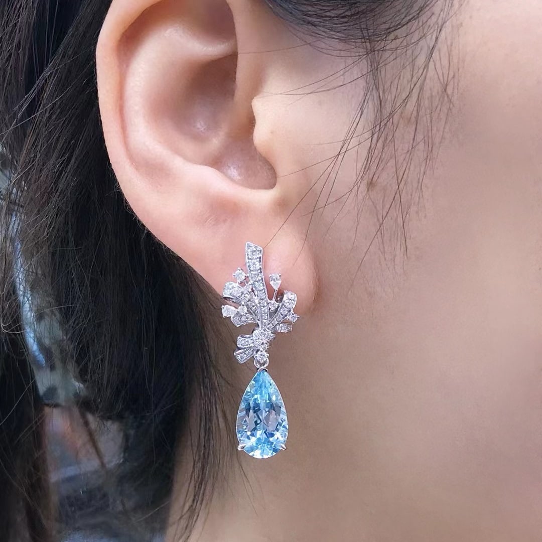 14k Gold 7.80 Ctw Natural Aquamarine & Diamond Earrings - 4