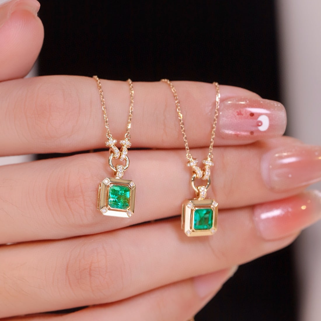 14k Gold 0.48 Ctw Natural Emerald & Diamond Pendant( Without Chain ) - 4