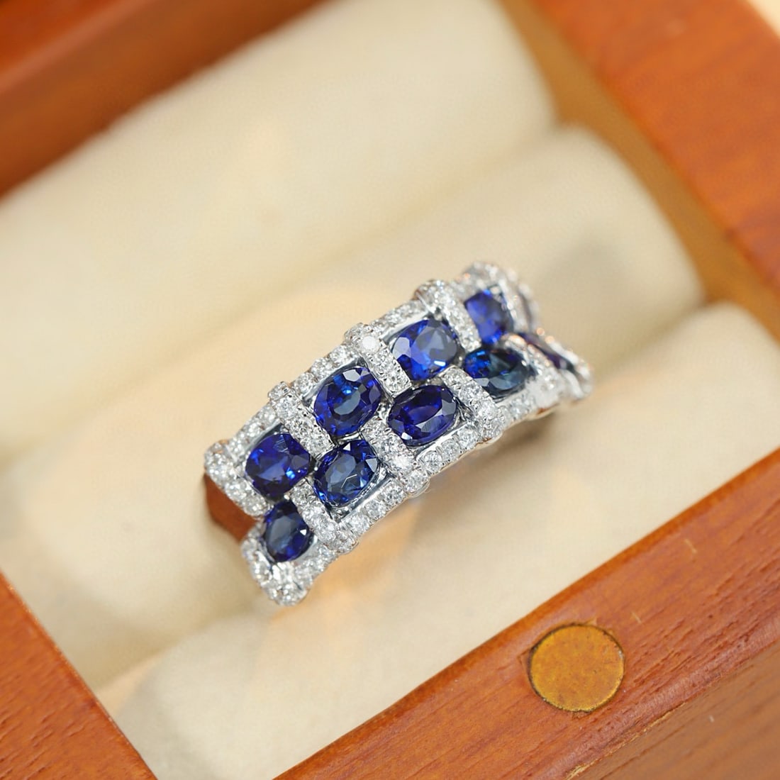 14k Gold 2.42 Ctw Natural Sapphire & Diamond Ring: Ref:230989129 // gold content:14k gold // ring size:7. 25us // // main gemstone:sapphire // shape:oval // carat weight:1. 99ct // color:blue // treatment:natural // cut grade:g // // adjacent