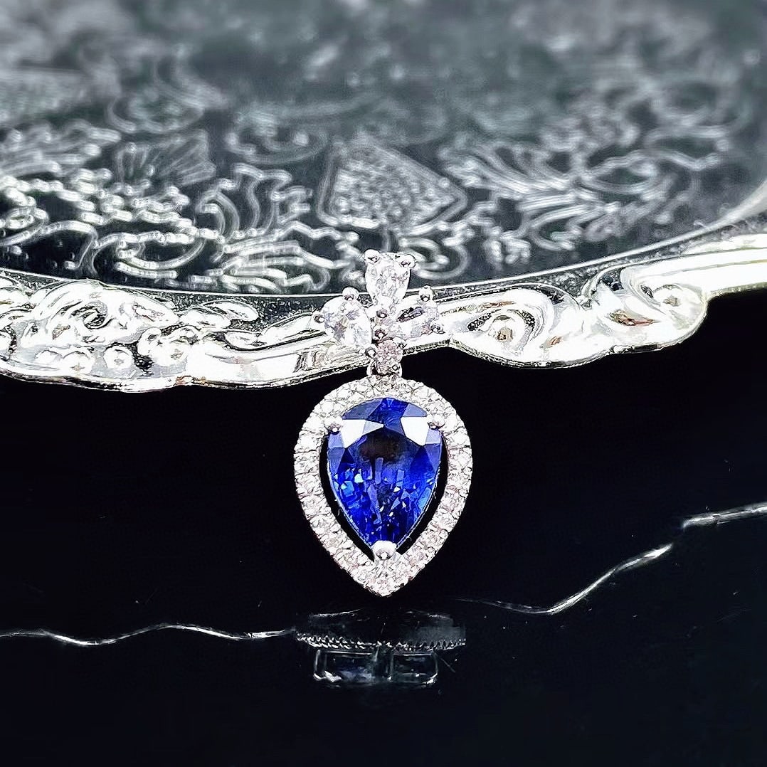 14k Gold 1.00 Ct Natural Sapphire & Diamond Pendant( Without Chain ): Ref:230989136 // gold content:14k gold // main gemstone:sapphire // shape:pear // carat weight:1. 00ct // color:blue // treatment:natural // cut grade:g // // adjacent gemstone 2 : diamond //