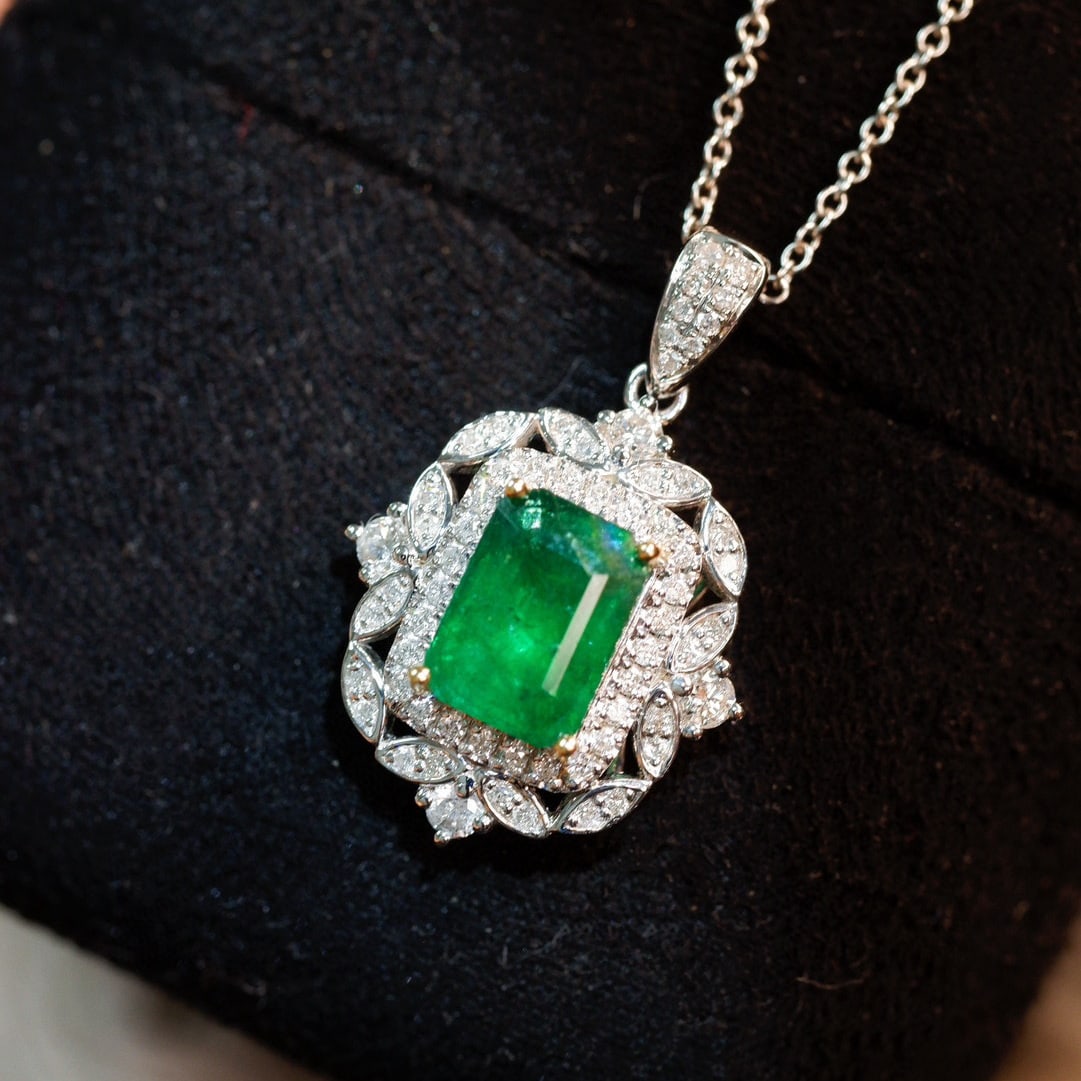 14k Gold 1.73 Ctw Natural Emerald & Diamond Pendant( Without Chain ) - 2