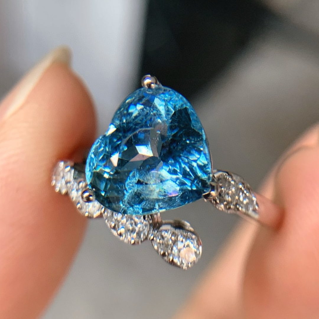 14k Gold 3.09 Ct Natural Aquamarine & Diamond Ring - 4