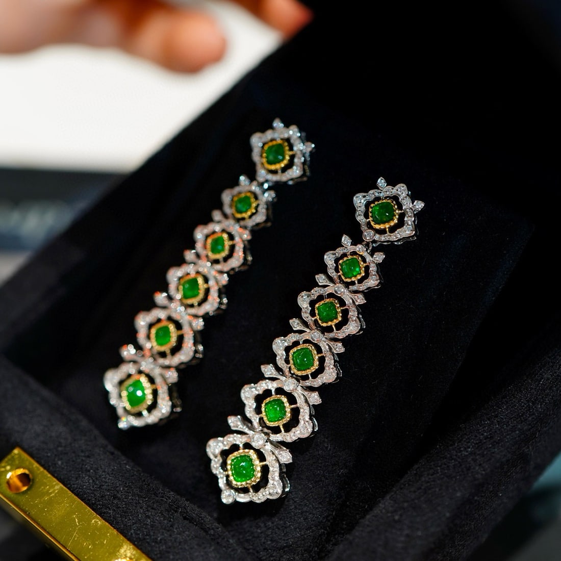 14k Gold 2 Ct Natural Emerald & Diamond Earrings - 3