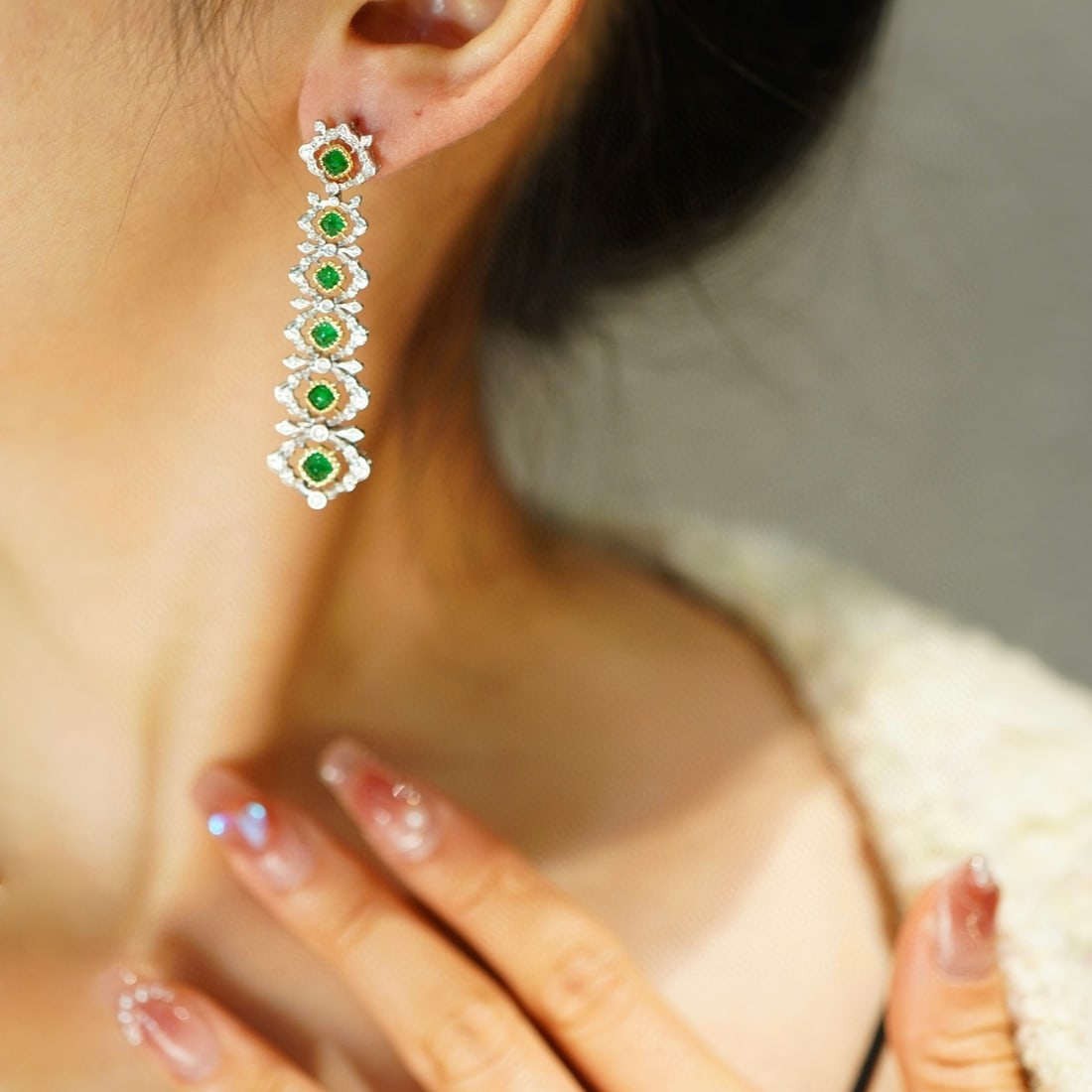 14k Gold 2 Ct Natural Emerald & Diamond Earrings - 5