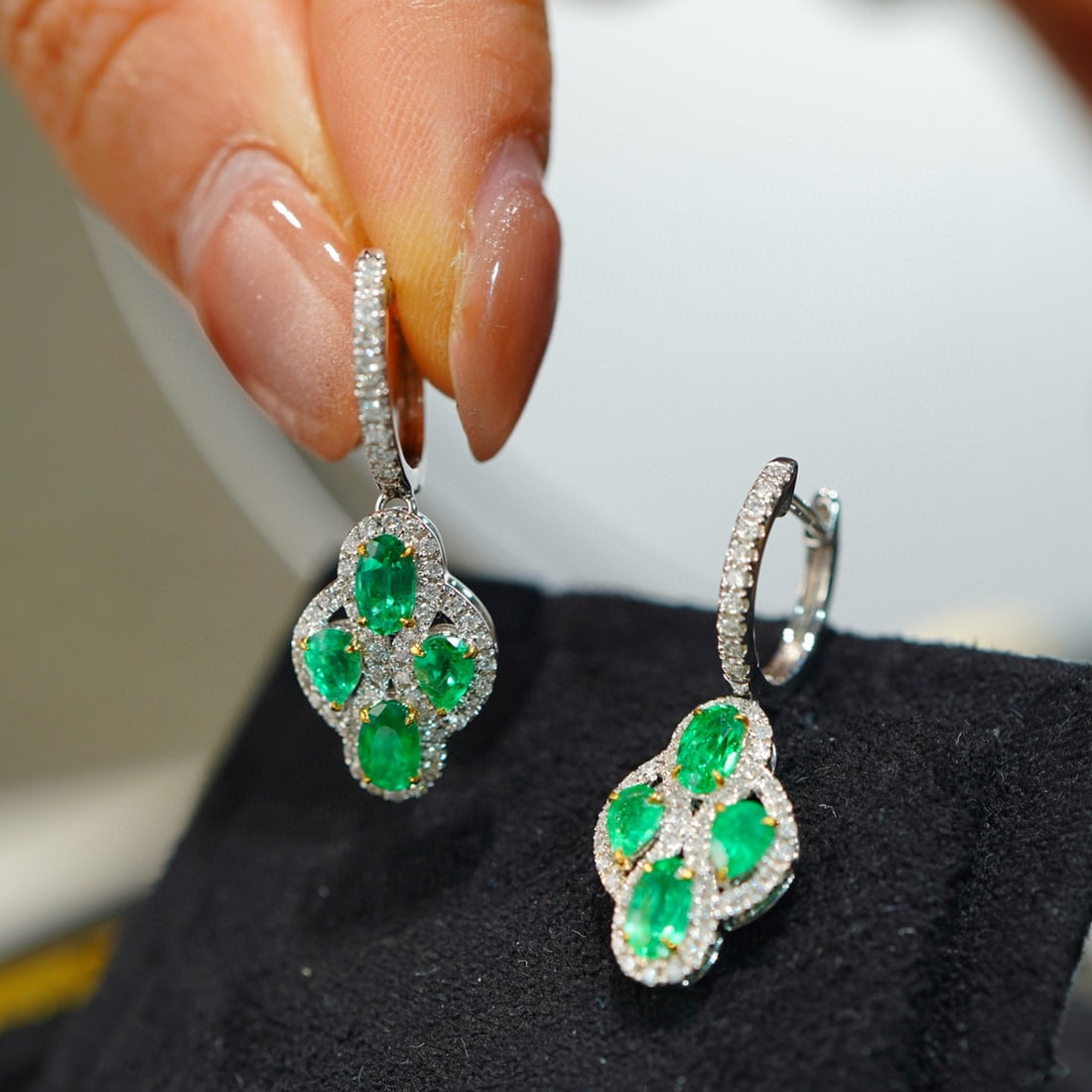14k Gold 1.35 Ct Natural Emerald & Diamond Earrings - 2