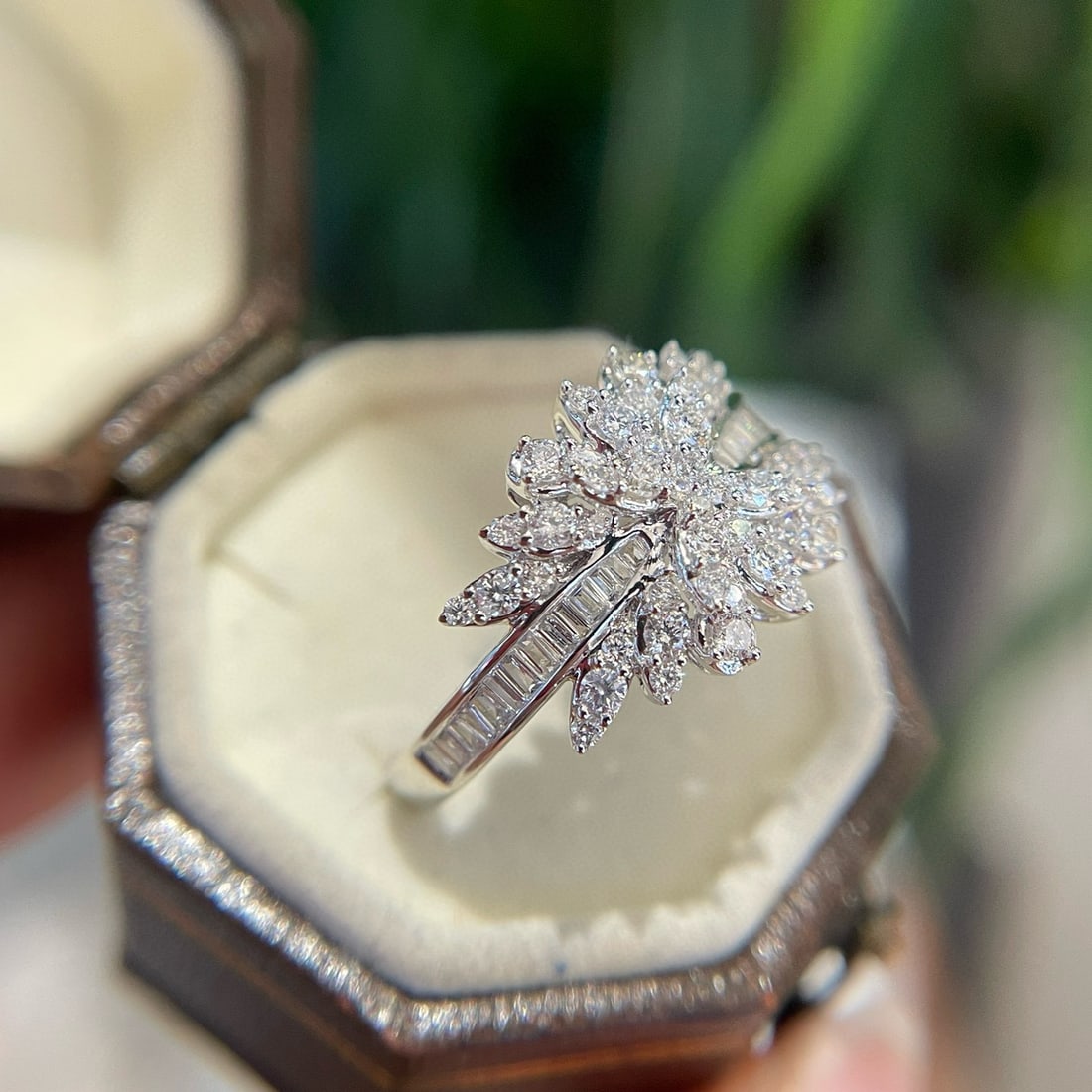 14k Gold 0.60 Ct Natural H Diamond Ring - 7