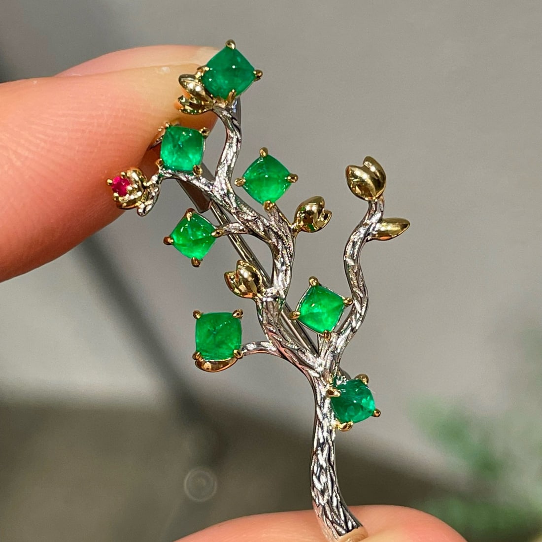 14k Gold 1.5 Ct Natural Emerald & Diamond Brooch/pendant( Without Chain ) - 6