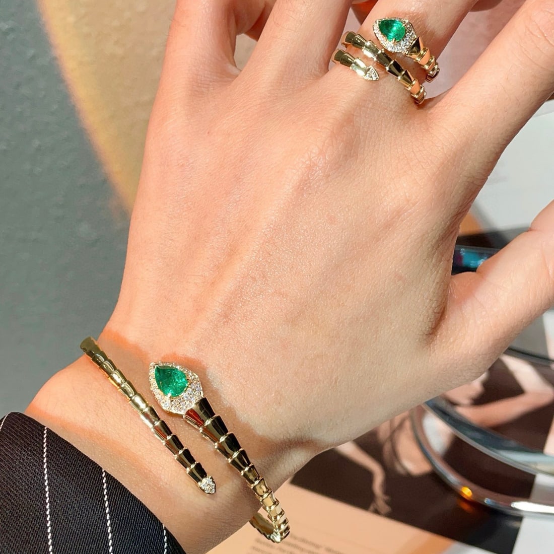 14k Gold 0.40 Ct Natural Emerald & Diamond Ring - 8