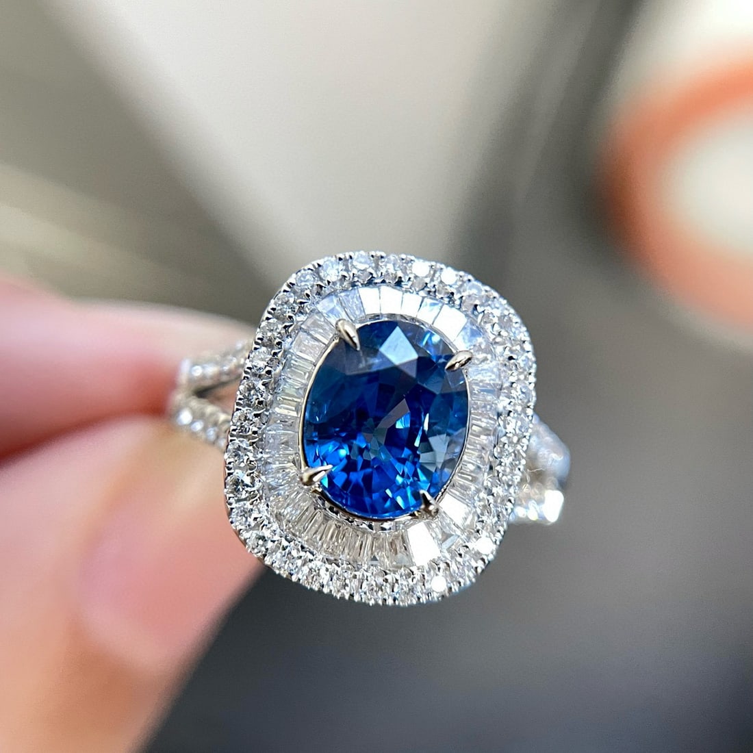 14k Gold 2.09 Ct Natural Sapphire & Diamond Ring: Ref:230989179 // gold content:14k gold // ring size:7. 25us // // main gemstone:sapphire // shape:oval // carat weight:2. 09ct // color:blue // treatment:natural // cut grade:g // // adjacent gemstone