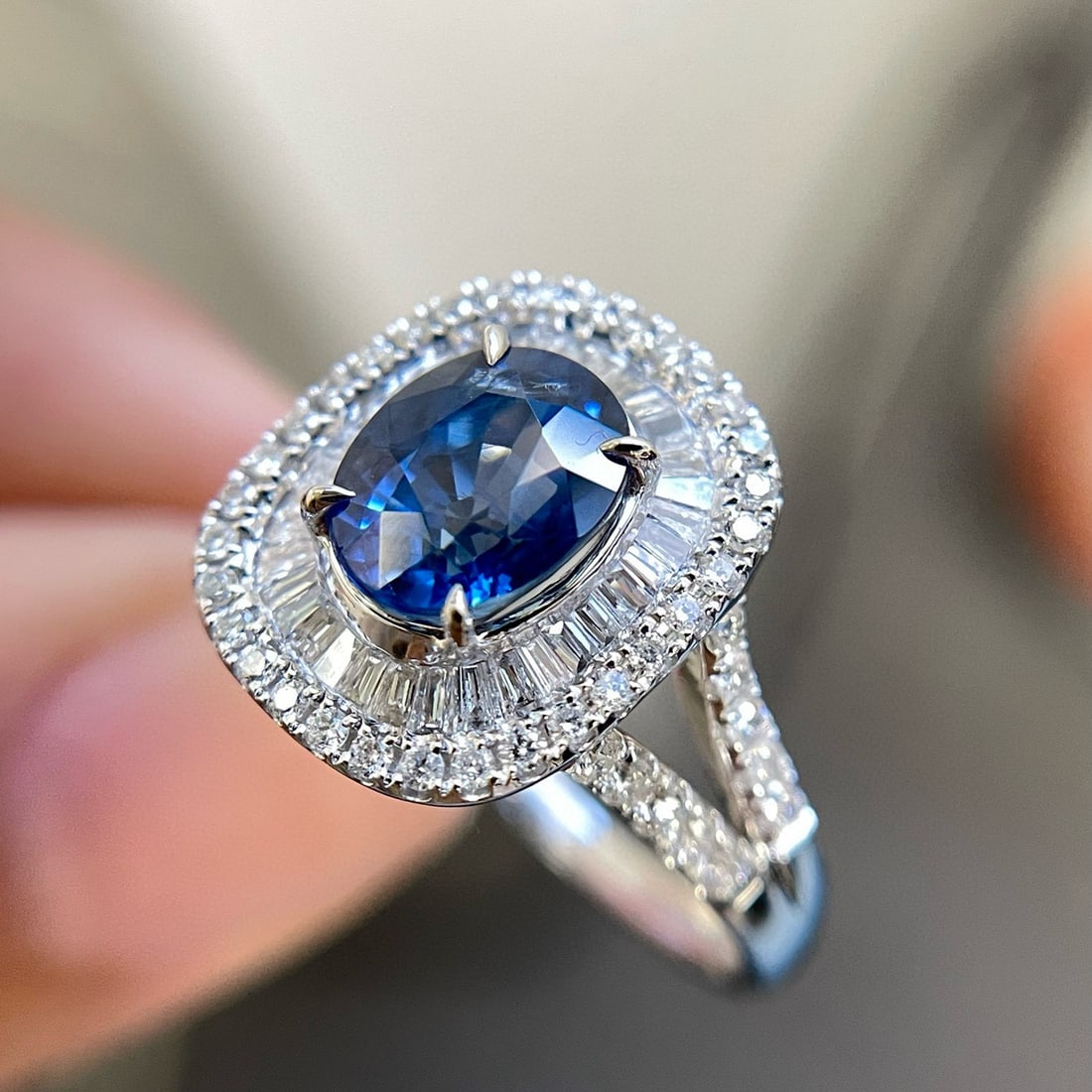 14k Gold 2.09 Ct Natural Sapphire & Diamond Ring - 3