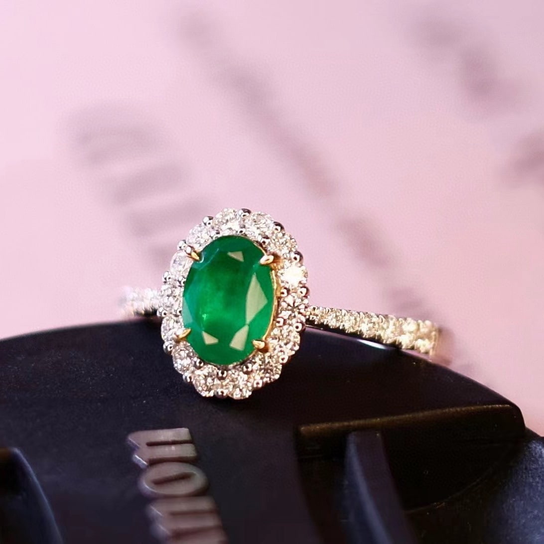 14k Gold 1.11 Ctw Natural Emerald & Diamond Ring - 4