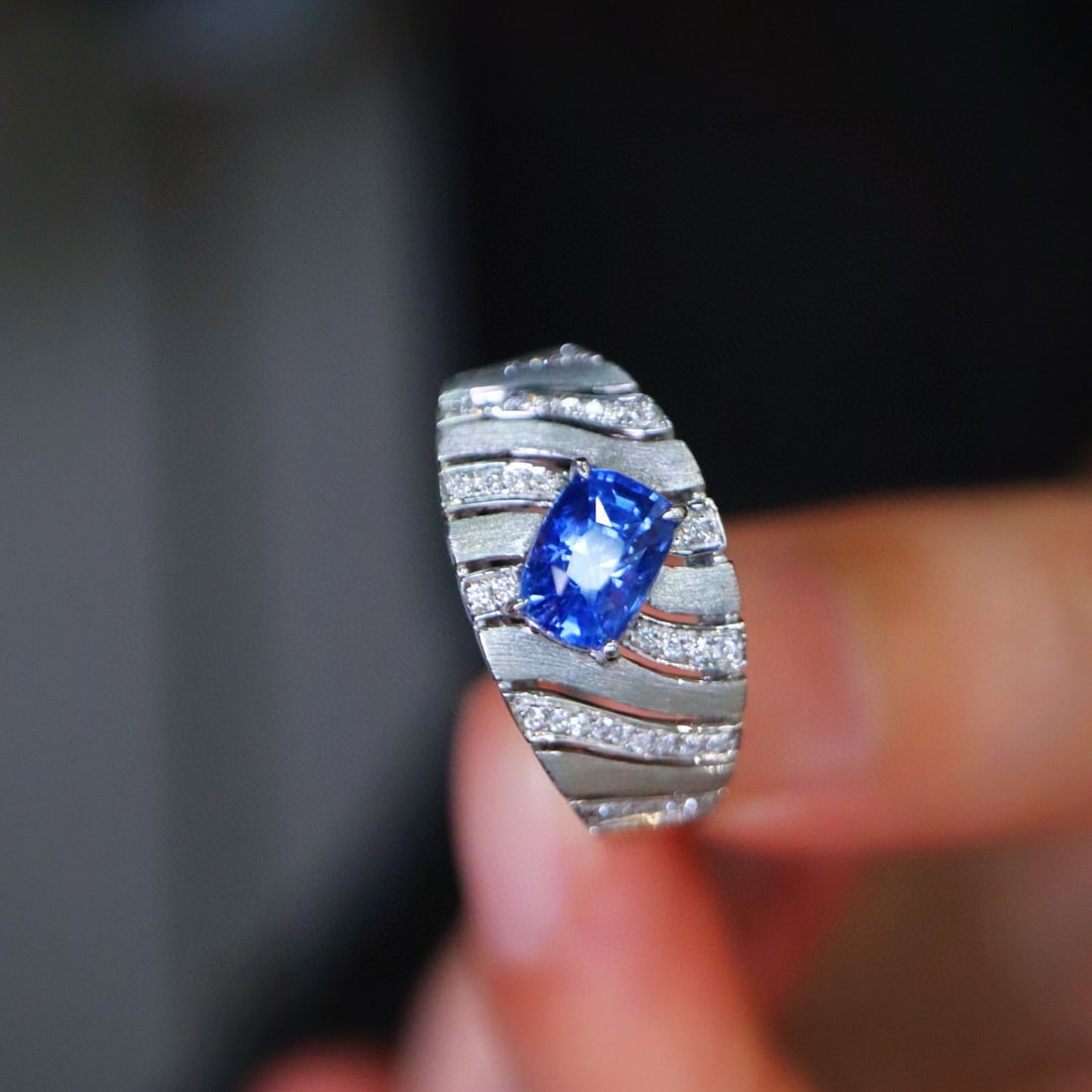 14k Gold 1.20 Ctw Natural Sapphire & Diamond Ring - 4