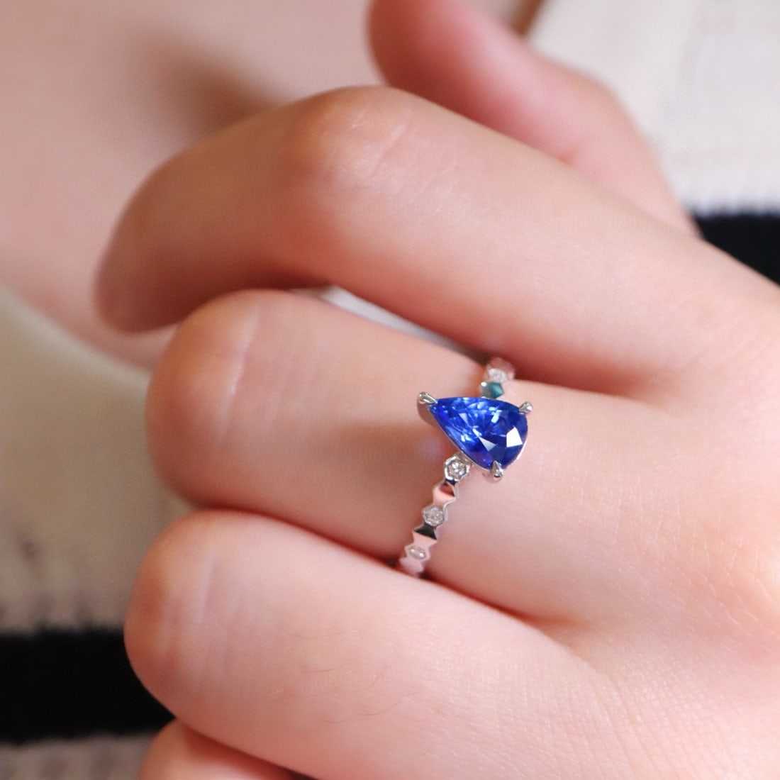 14k Gold 1.24 Ct Natural Sapphire & Diamond Ring - 2