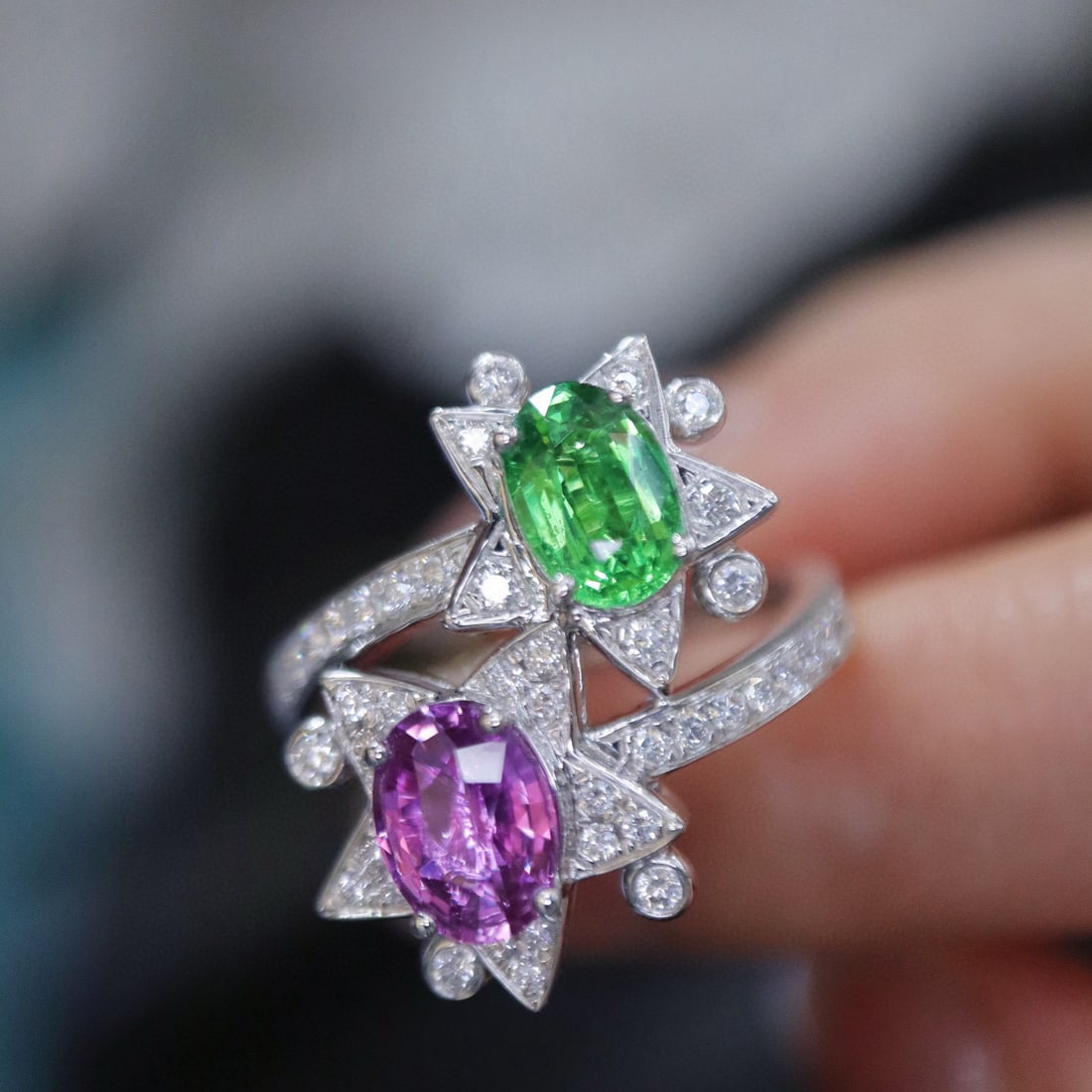 14k Gold 2.19 Ctw Natural Tsavorite & Sapphire Ring: Ref:230989199 // gold content:14k gold // ring size:7. 25us // // main gemstone:tsavorite // shape:oval // carat weight:1. 01ct // color:green // treatment:natural // cut grade:g // // adjacent