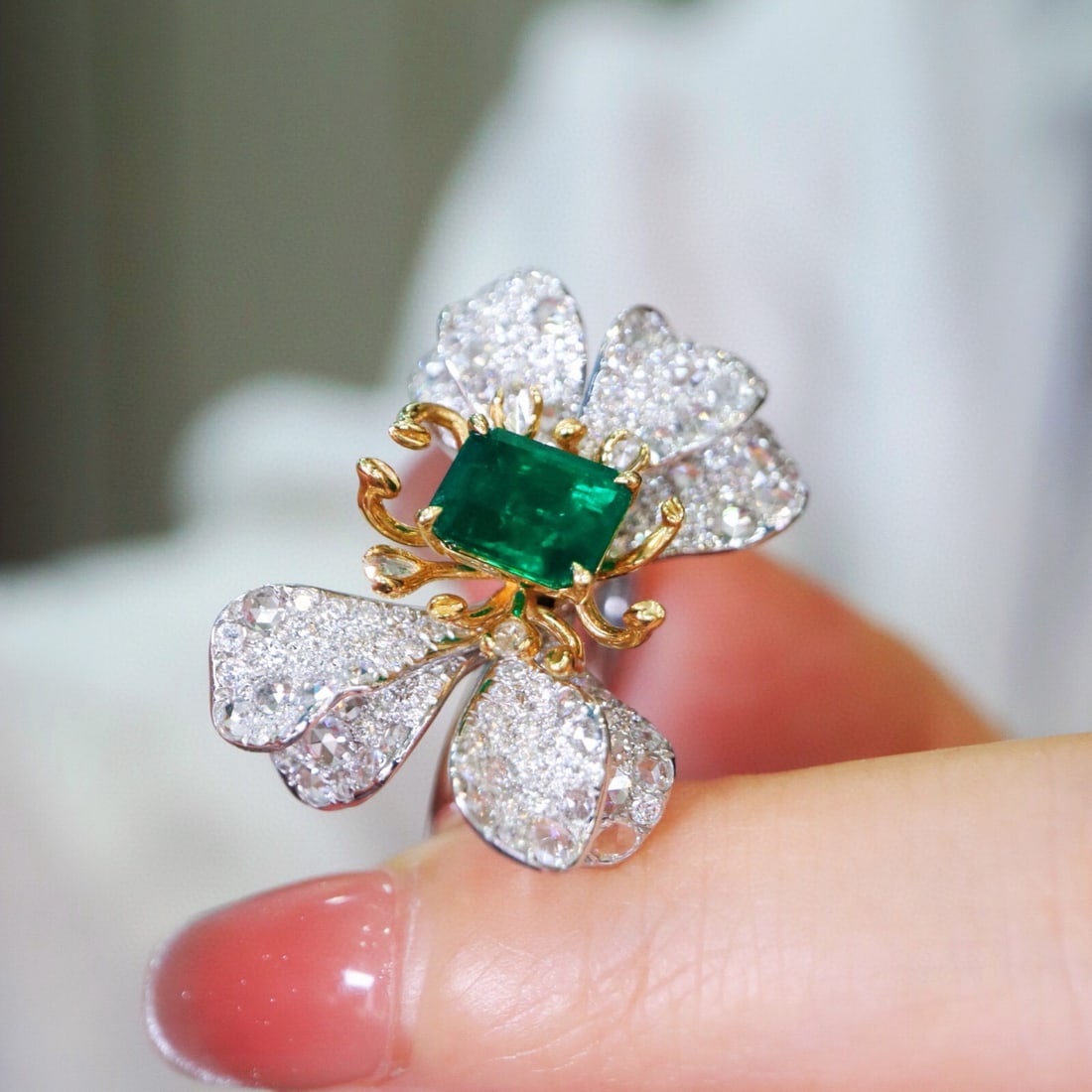 14k Gold 2.90 Ctw Natural Emerald & Diamond Ring - 5