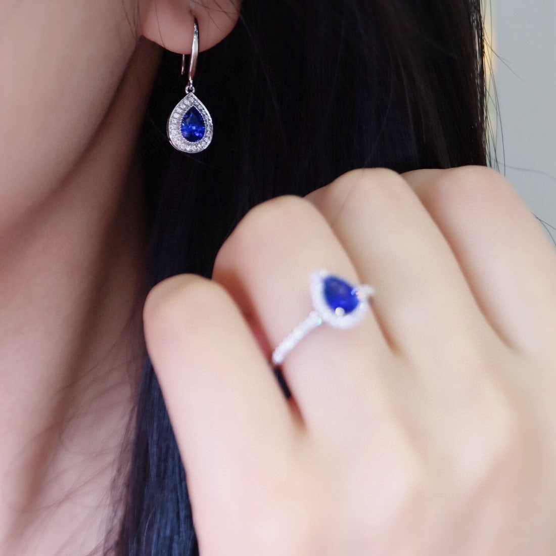 14k Gold 2.25 Ctw Natural Sapphire & Diamond Earrings - 3
