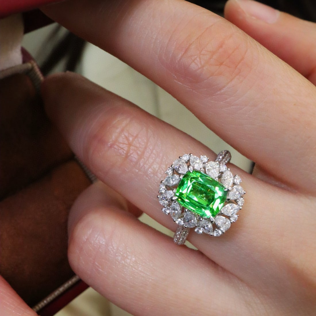 14k Gold 3.26 Ctw Natural Tsavorite & Diamond Ring - 2