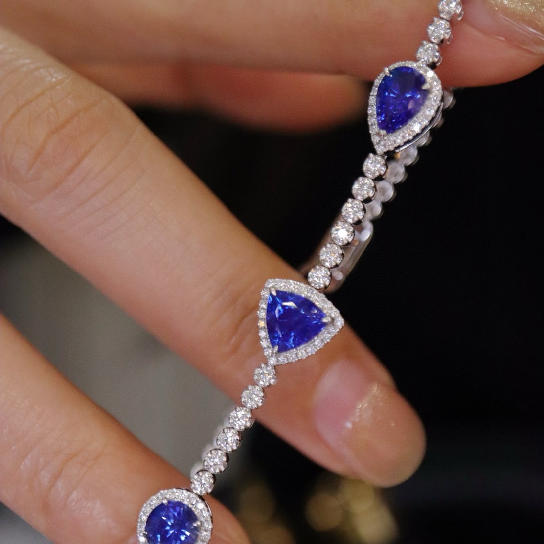 14k Gold 4.69 Ctw Natural Sapphire & Diamond Bracelet - 4