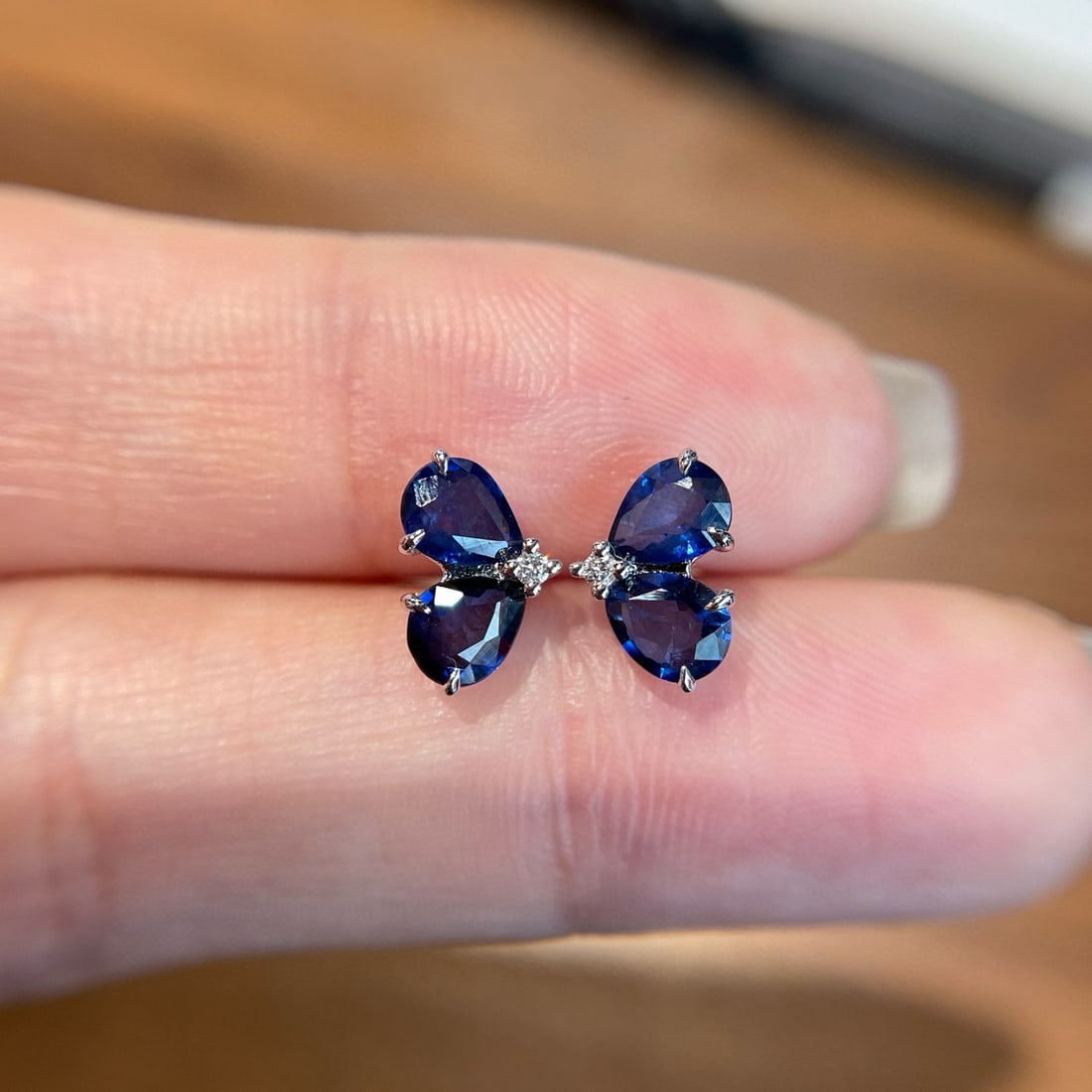 14k Gold 1.8 Ct Natural Sapphire & Diamond Earrings - 3